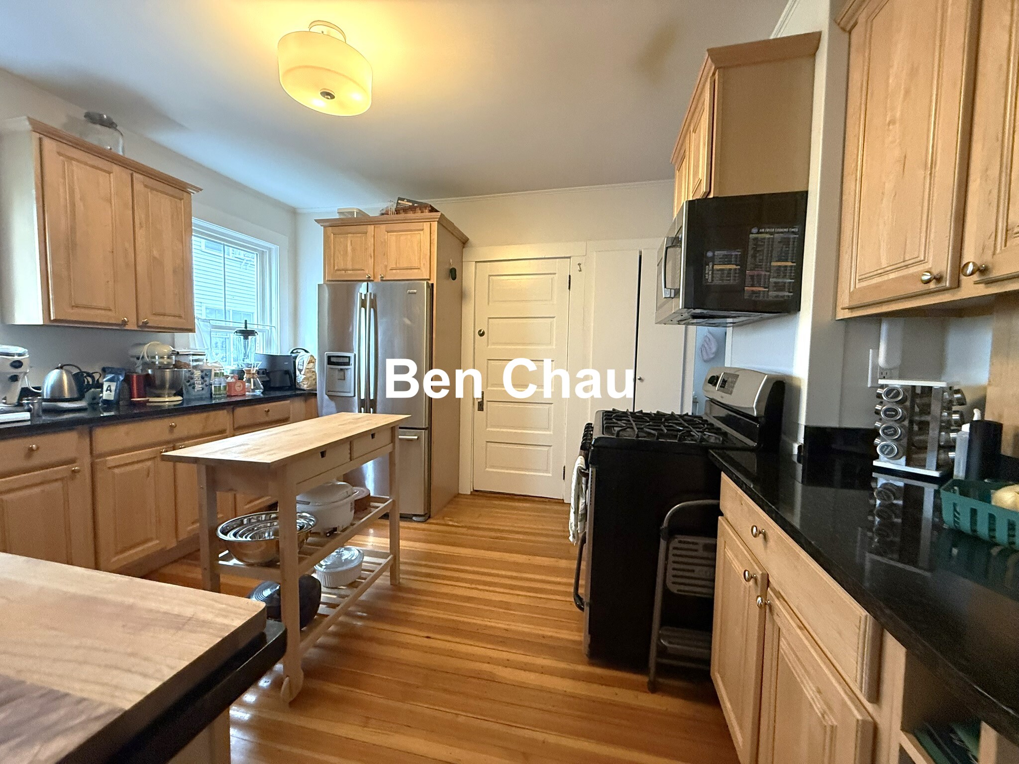2.5 bed, 1.5 bath apartment for rent at 9 Dimick St Unit 1, Ward Two — photo 7 of 23