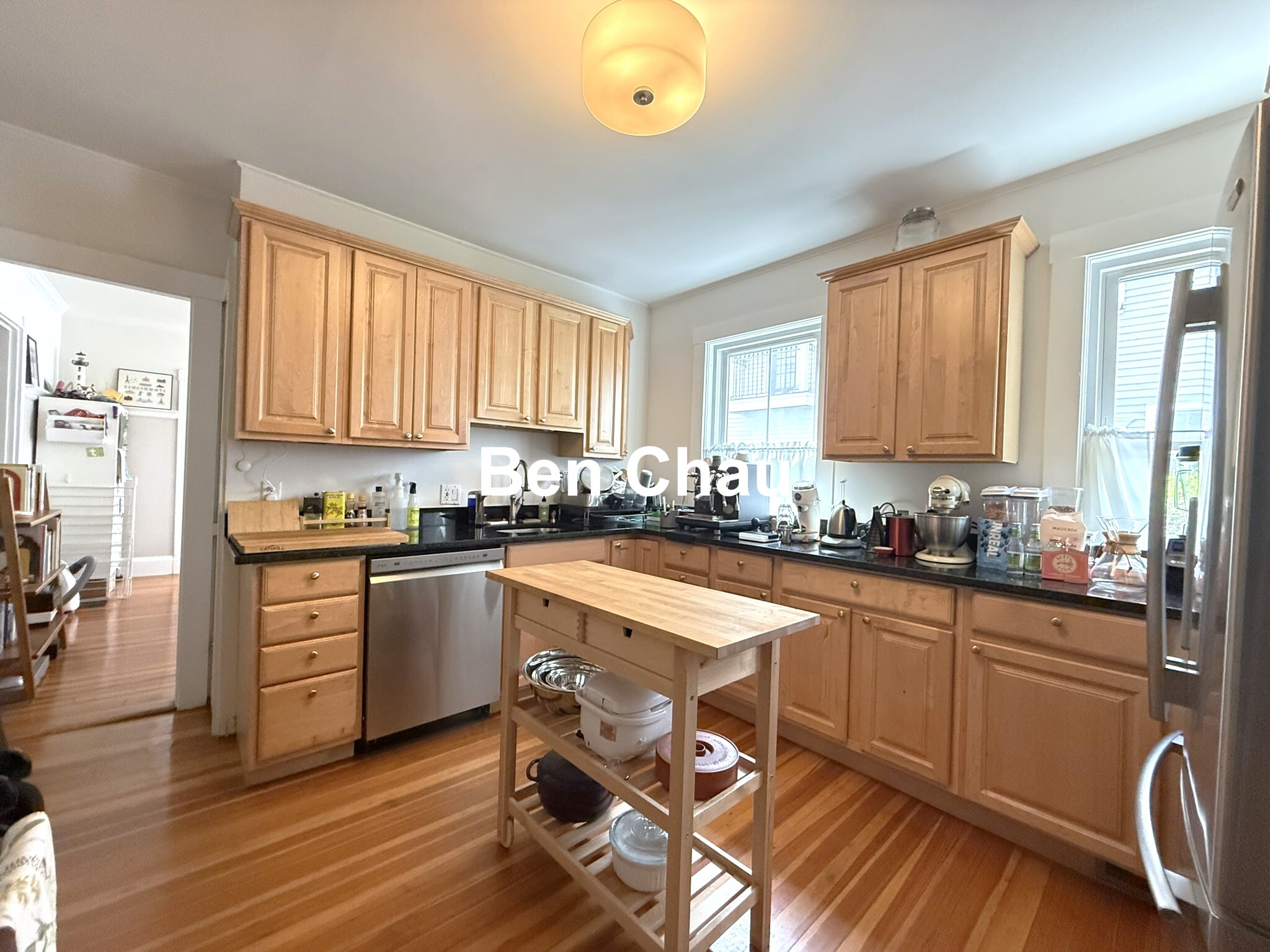 2.5 bed, 1.5 bath apartment for rent at 9 Dimick St Unit 1, Ward Two — photo 5 of 23