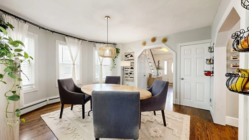4 bed, 2 bath apartment for rent at 9 Dolphin Ave, Winthrop — photo 9 of 36