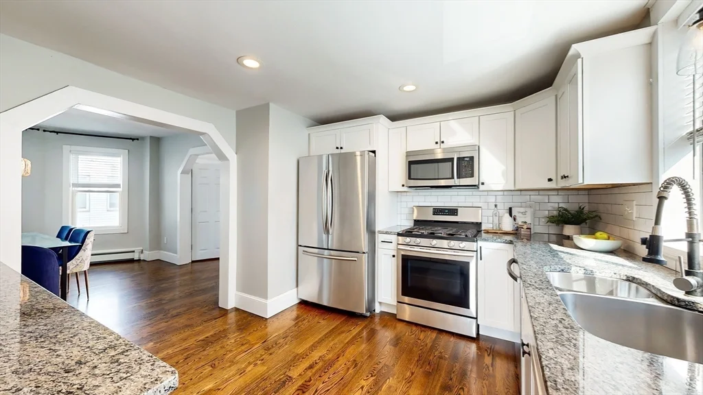 4 bed, 2 bath apartment for rent at 9 Dolphin Ave, Winthrop — photo 12 of 36