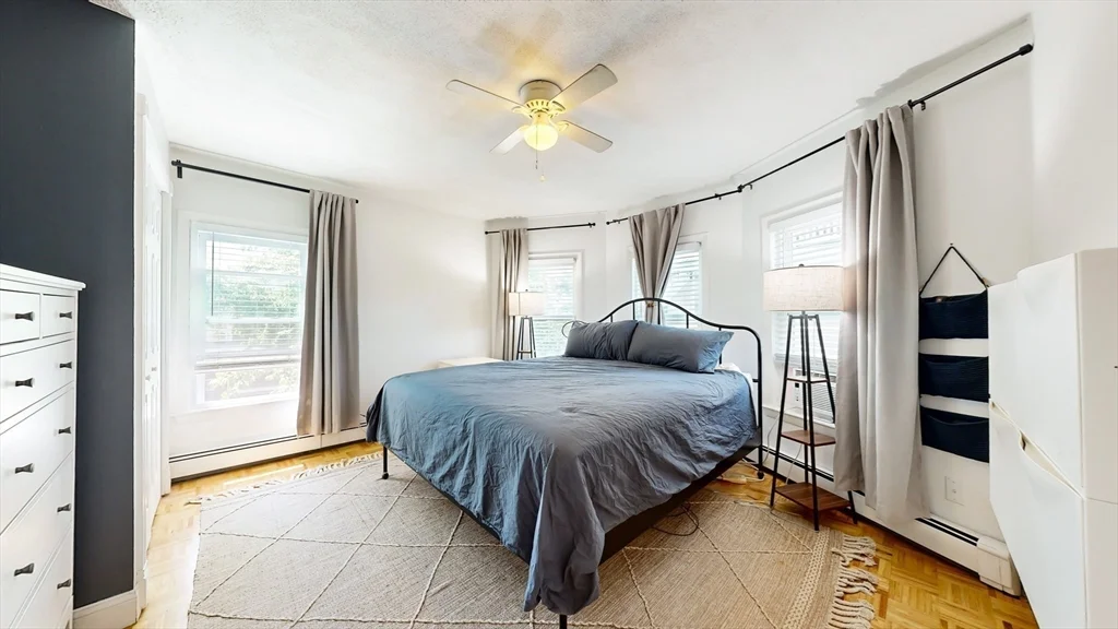 4 bed, 2 bath apartment for rent at 9 Dolphin Ave, Winthrop — photo 17 of 36