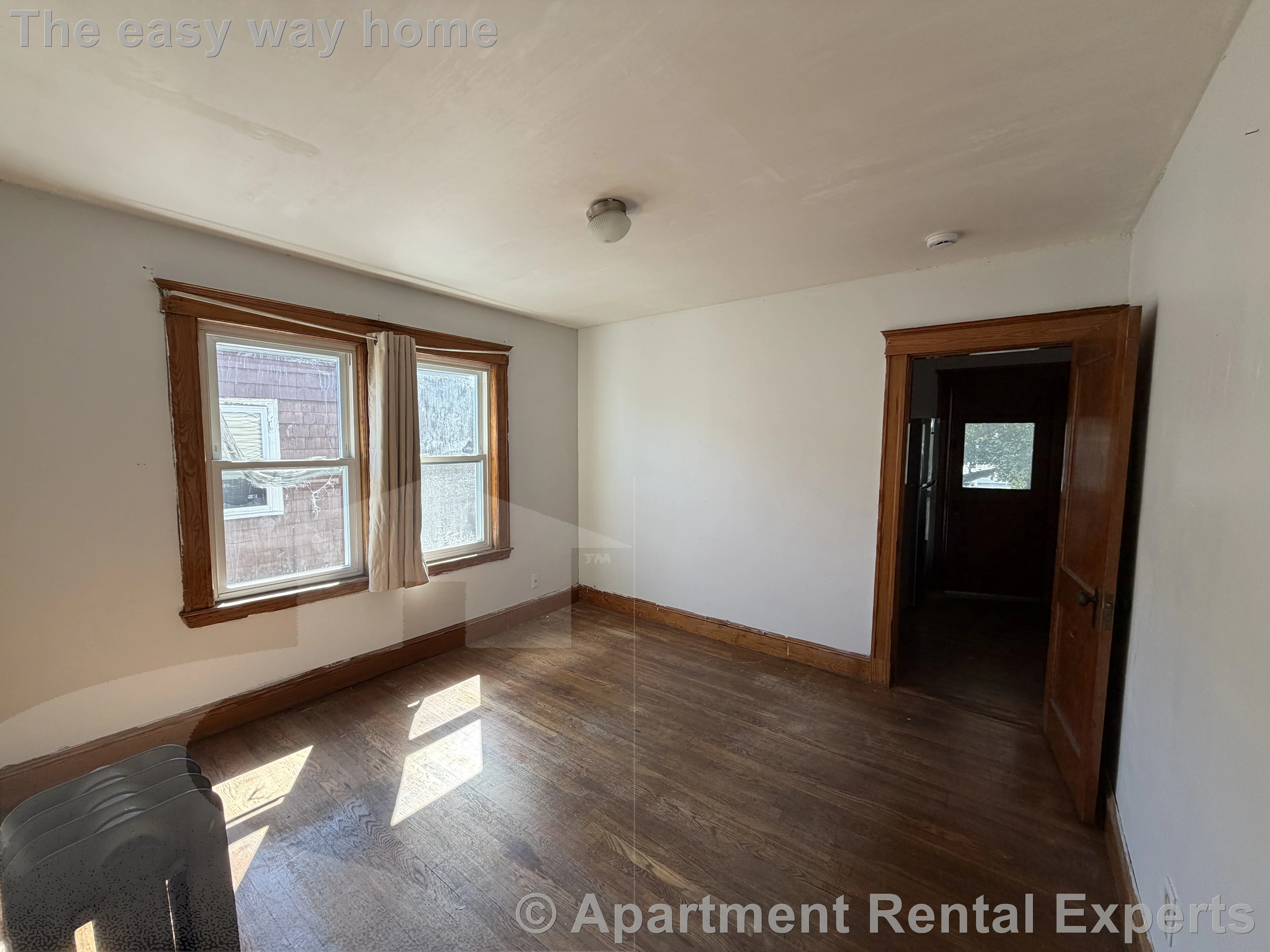 3 bed, 1 bath apartment for rent at 9 Edgar Ter Unit 3, Winter Hill — photo 5 of 11