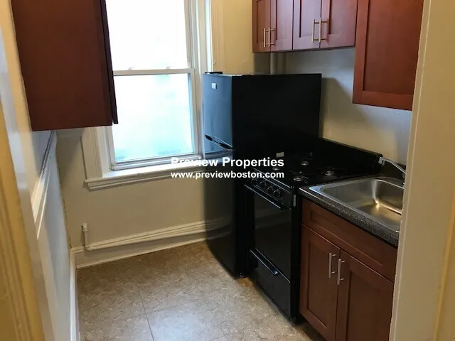 2 bed, 1 bath apartment for rent at 9 Egremont Rd Unit 10P, Brighton — photo 1 of 9