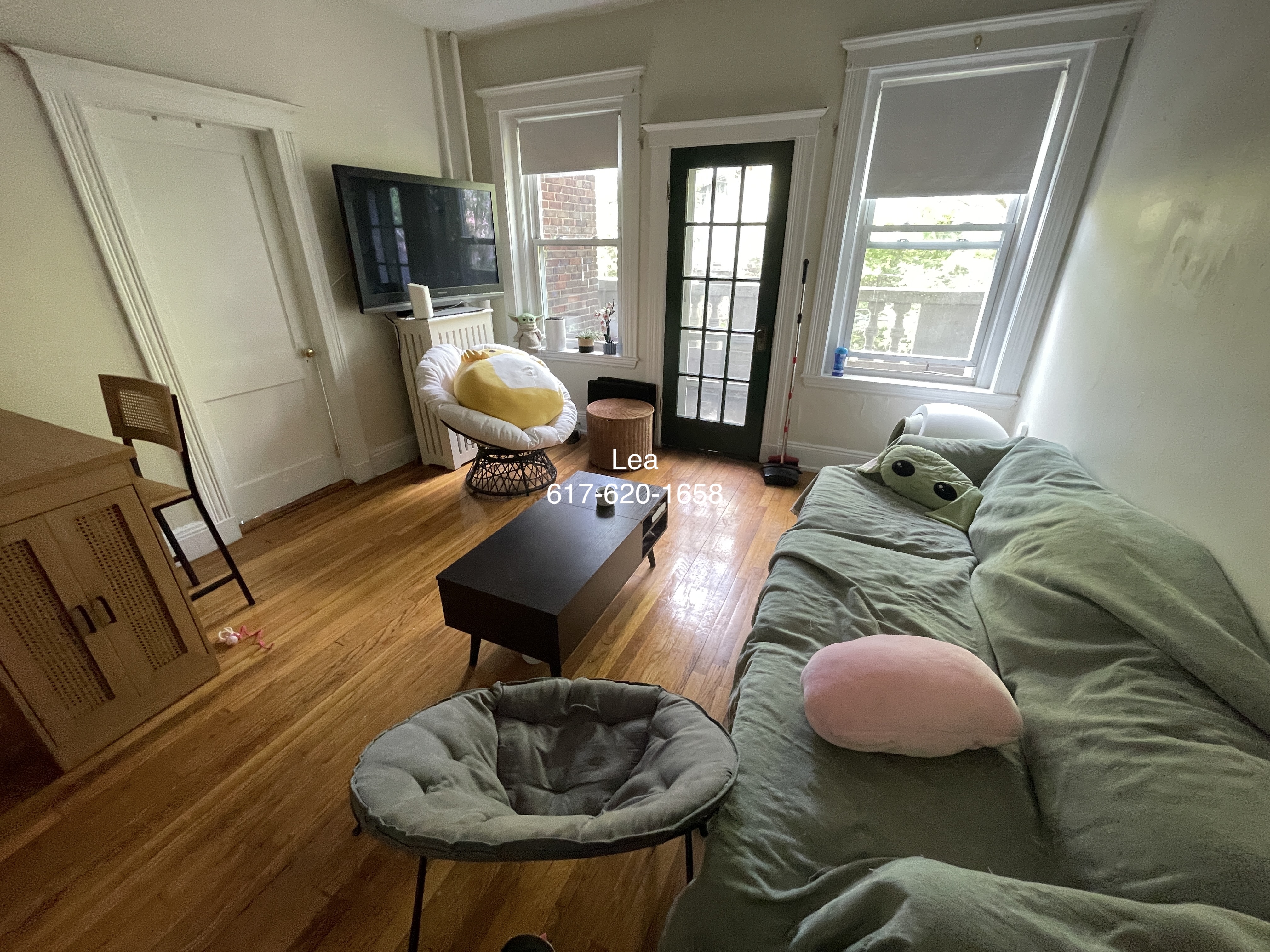 2 bed, 1 bath apartment for rent at 9 Egremont Rd Unit 8, Brighton — photo 2 of 13