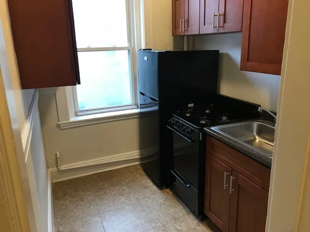 2 bed, 1 bath apartment for rent at 9 Egremont Rd Unit 9-10, Brighton — photo 13 of 21