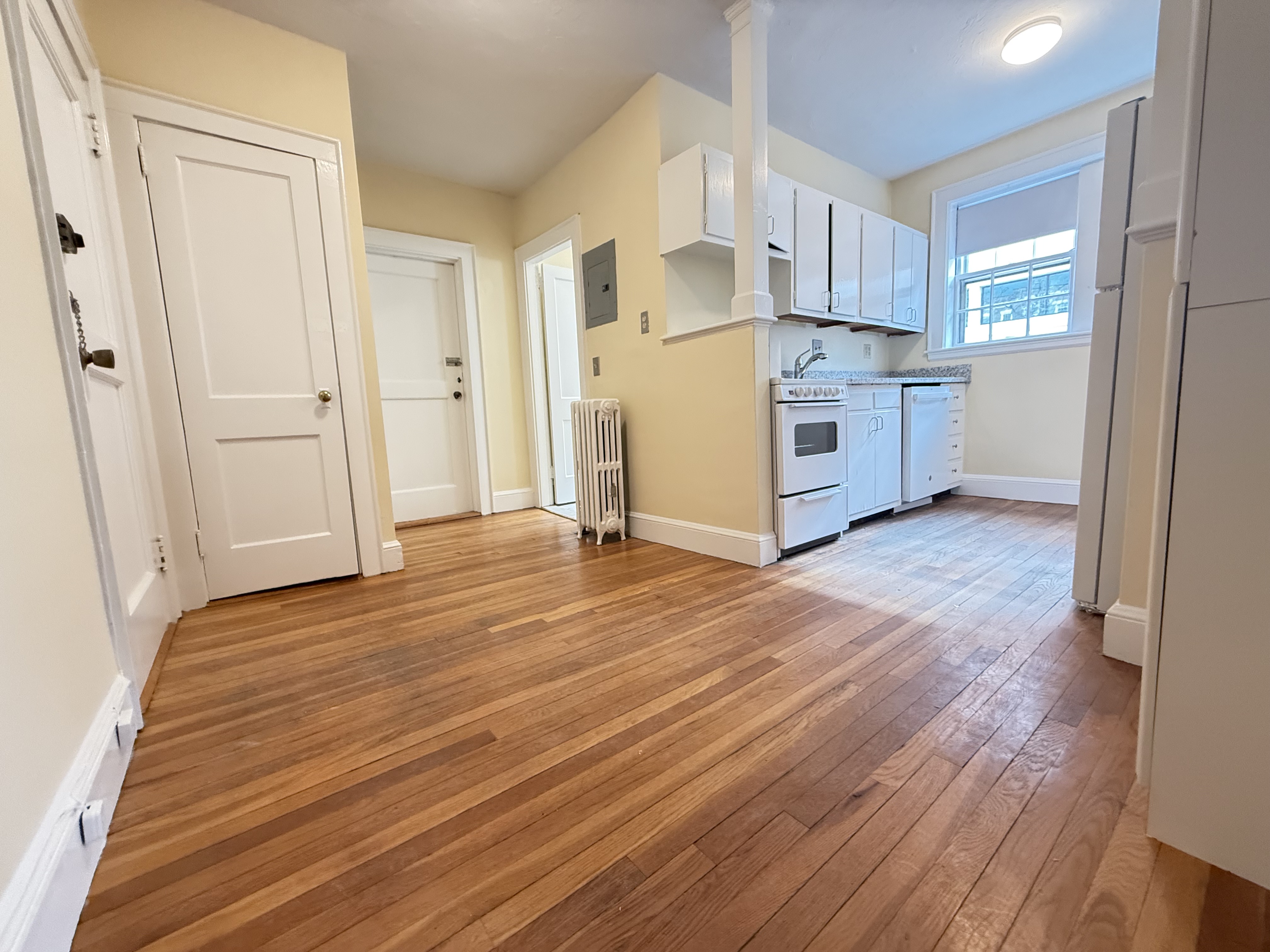 1 bed, 1 bath apartment for rent at 9 Ellery St Unit 23B, Mid-Cambridge