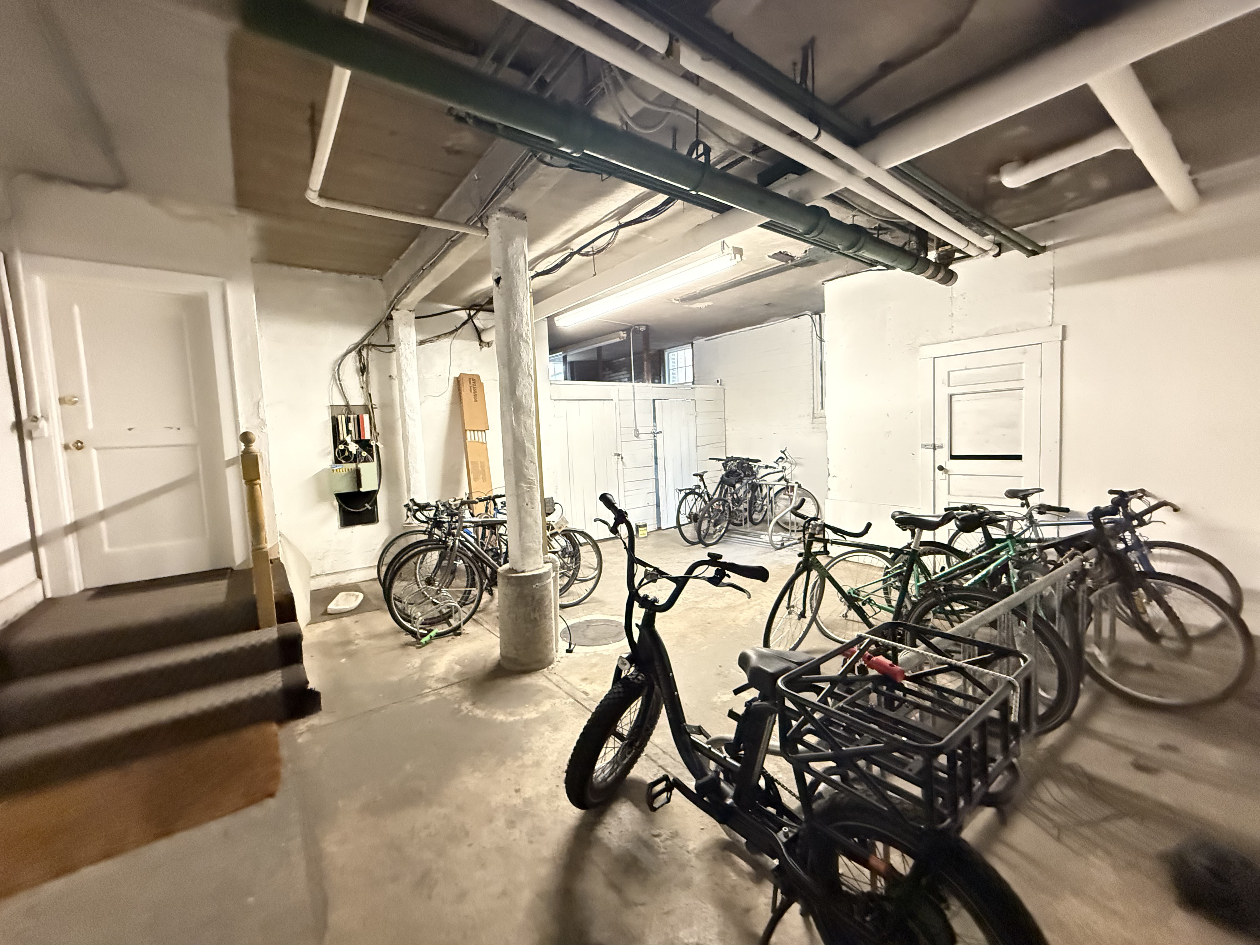 1 bed, 1 bath apartment for rent at 9 Ellery St Unit 23B, Mid-Cambridge — photo 11 of 12