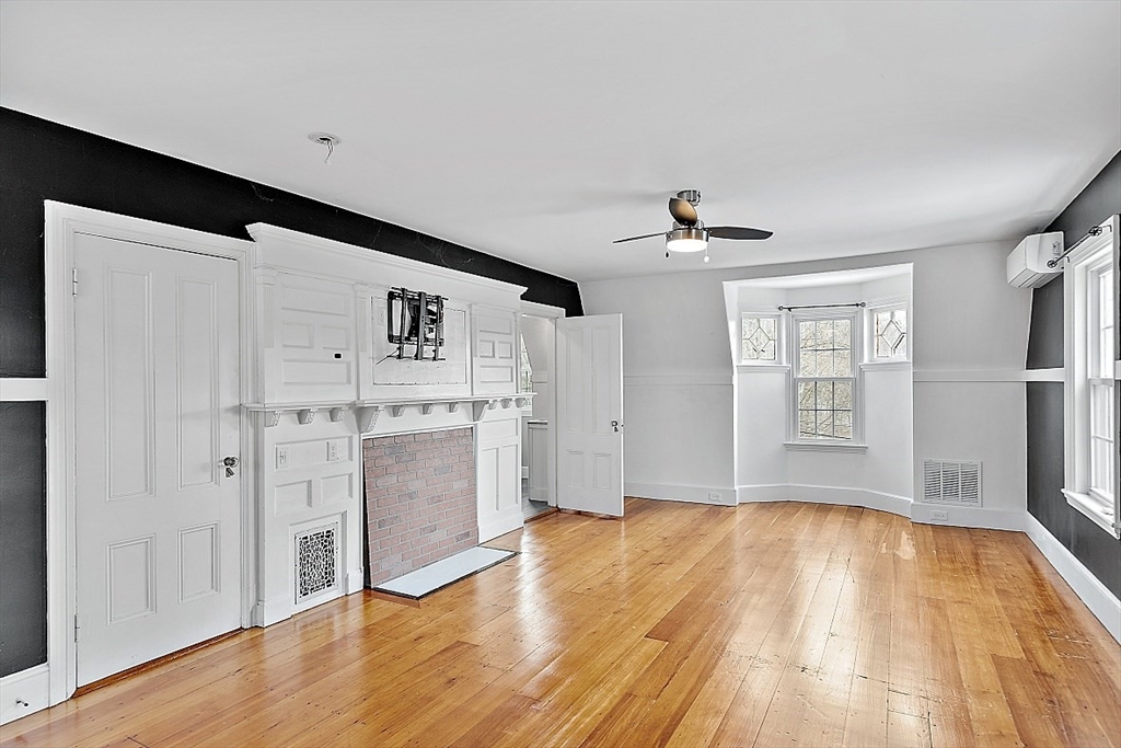 4 bed, 4+ bath apartment for rent at 9 Elm St, Pepperell — photo 19 of 42