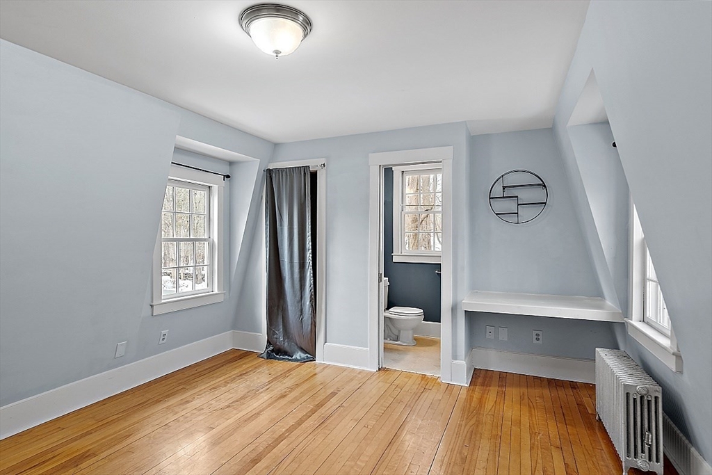 4 bed, 4+ bath apartment for rent at 9 Elm St, Pepperell — photo 28 of 42