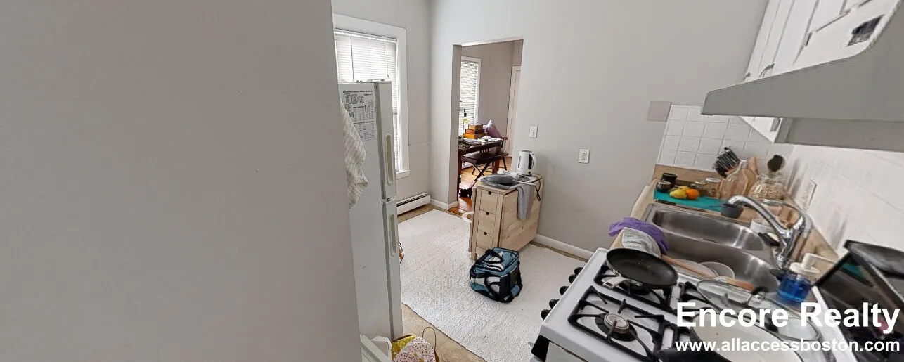 Studio bed, 1 bath apartment for rent at 9 Elmer St Unit 3M, Riverside — photo 2 of 3