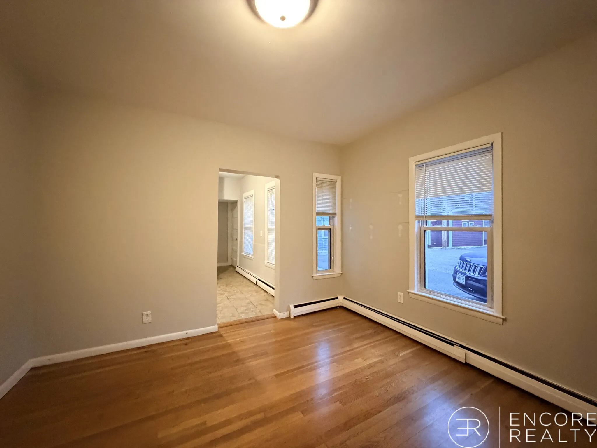 Studio bed, 1 bath apartment for rent at 9 Elmer St Unit 3W, Riverside — photo 5 of 14