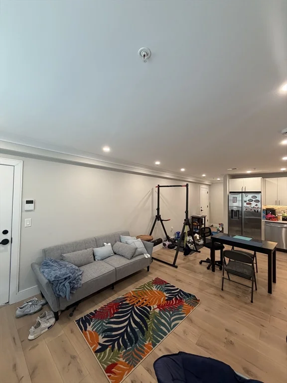 2 bed, 2 bath apartment for rent at 9 Everett St Unit 3, Allston — photo 4 of 9