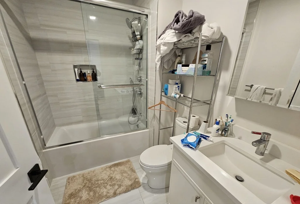 2 bed, 2 bath apartment for rent at 9 Everett St Unit 5, Allston — photo 2 of 6