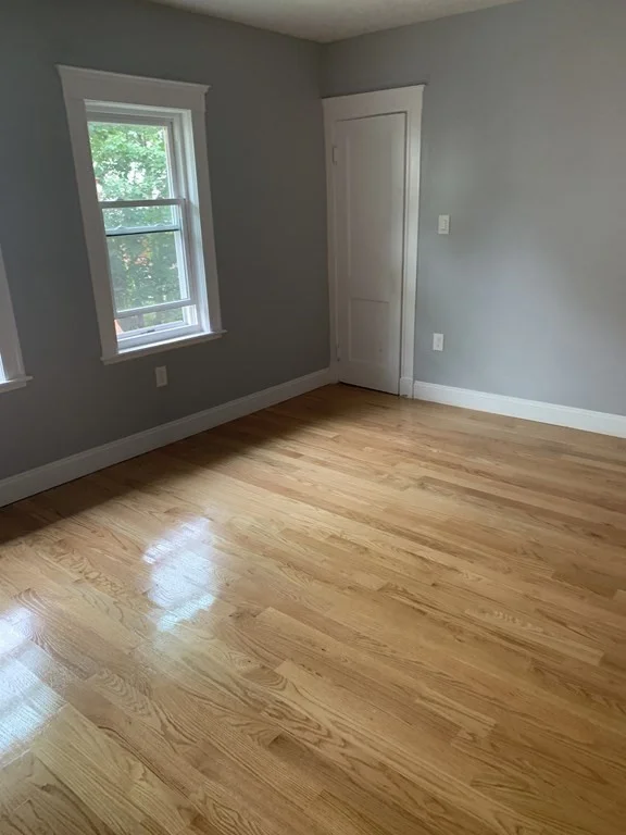 3 bed, 1 bath apartment for rent at 9 Farnum St Unit 2, Quincy — photo 3 of 13