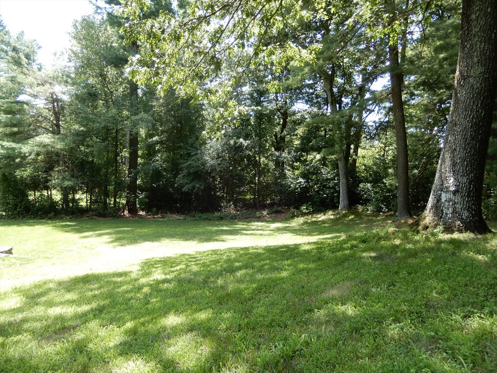 4 bed, 2 bath apartment for rent at 9 Fleetwood Dr, Norfolk — photo 25 of 28