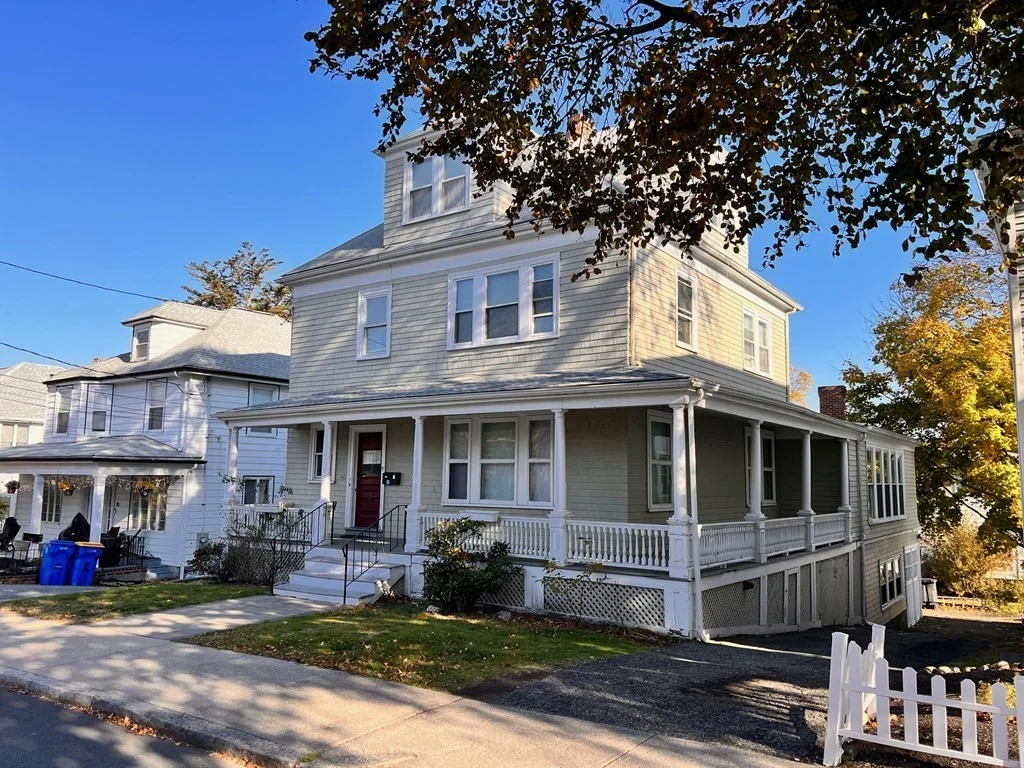3 bed, 1 bath apartment for rent at 9 Floyd St Unit 2, Winthrop — photo 2 of 29