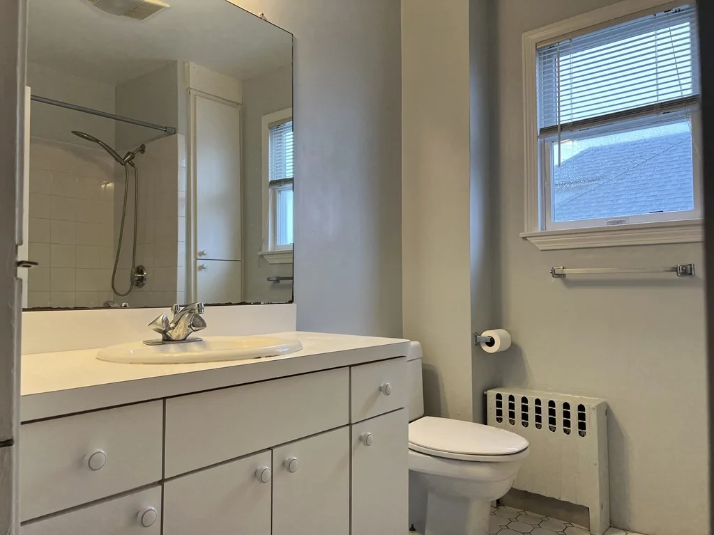 3 bed, 1 bath apartment for rent at 9 Floyd St Unit 2, Winthrop — photo 13 of 29