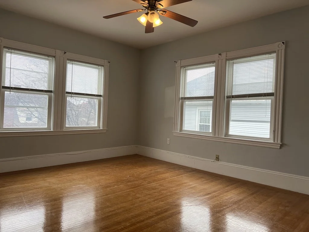 3 bed, 1 bath apartment for rent at 9 Floyd St Unit 2, Winthrop — photo 16 of 29