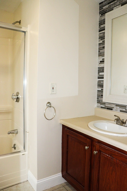 2 bed, 1 bath apartment for rent at 9 Forest Ave Ct Unit 5, Plymouth — photo 8 of 25