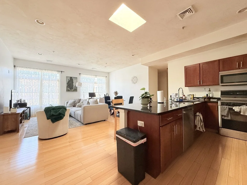 2 bed, 2 bath apartment for rent at 9 Gardner St Unit 14, Allston
