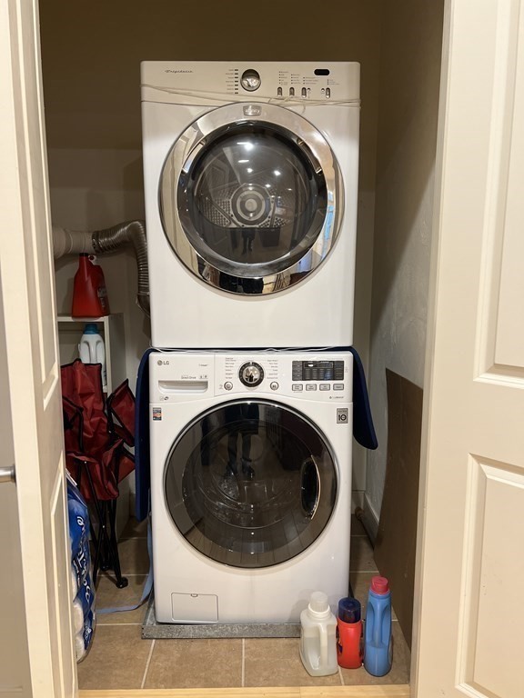 2 bed, 1 bath apartment for rent at 9 Gardner St Unit 8, Allston — photo 6 of 7