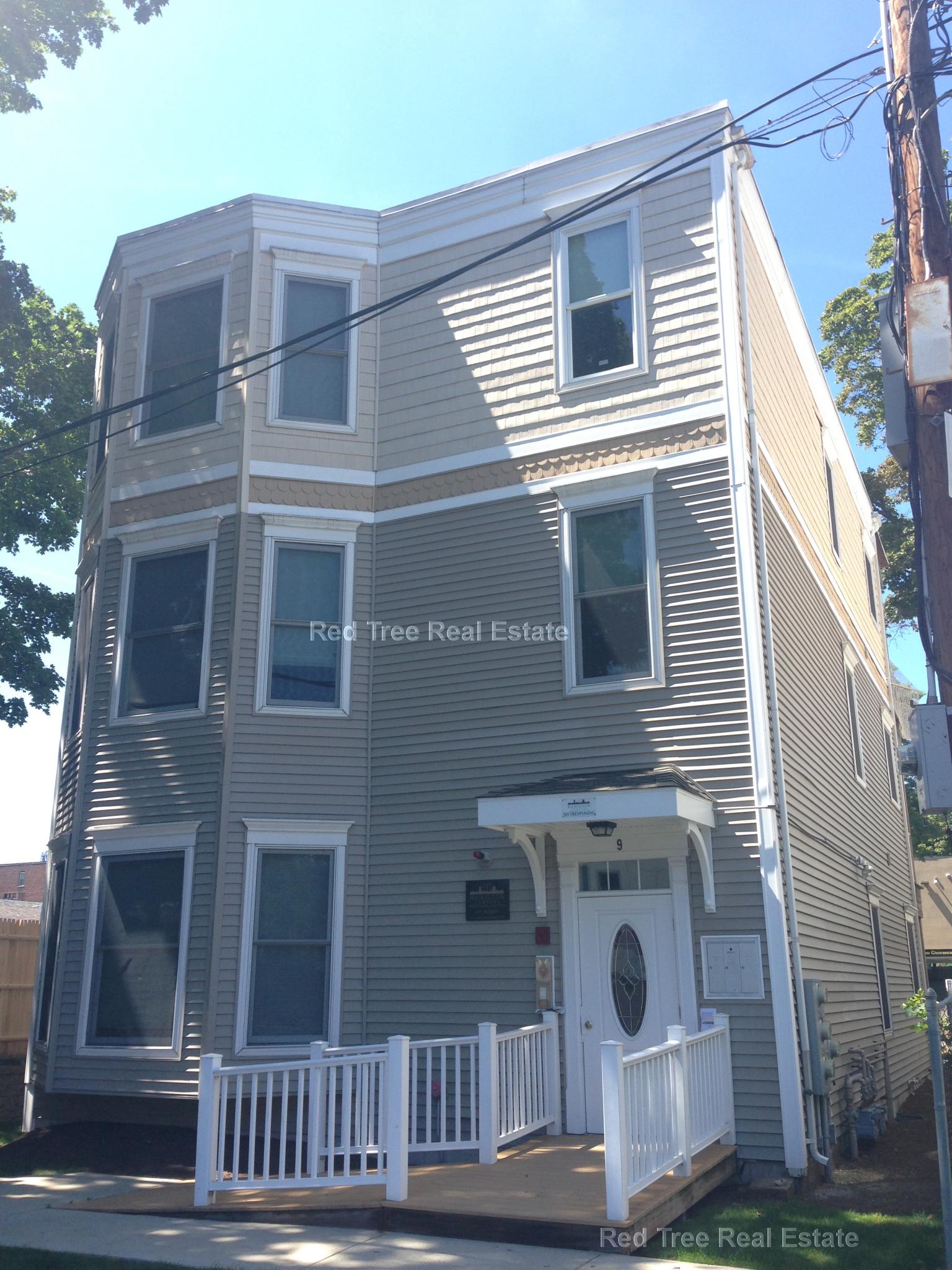 3 bed, 2 bath apartment for rent at 9 Gardner Tr Unit 3, Allston — photo 6 of 6