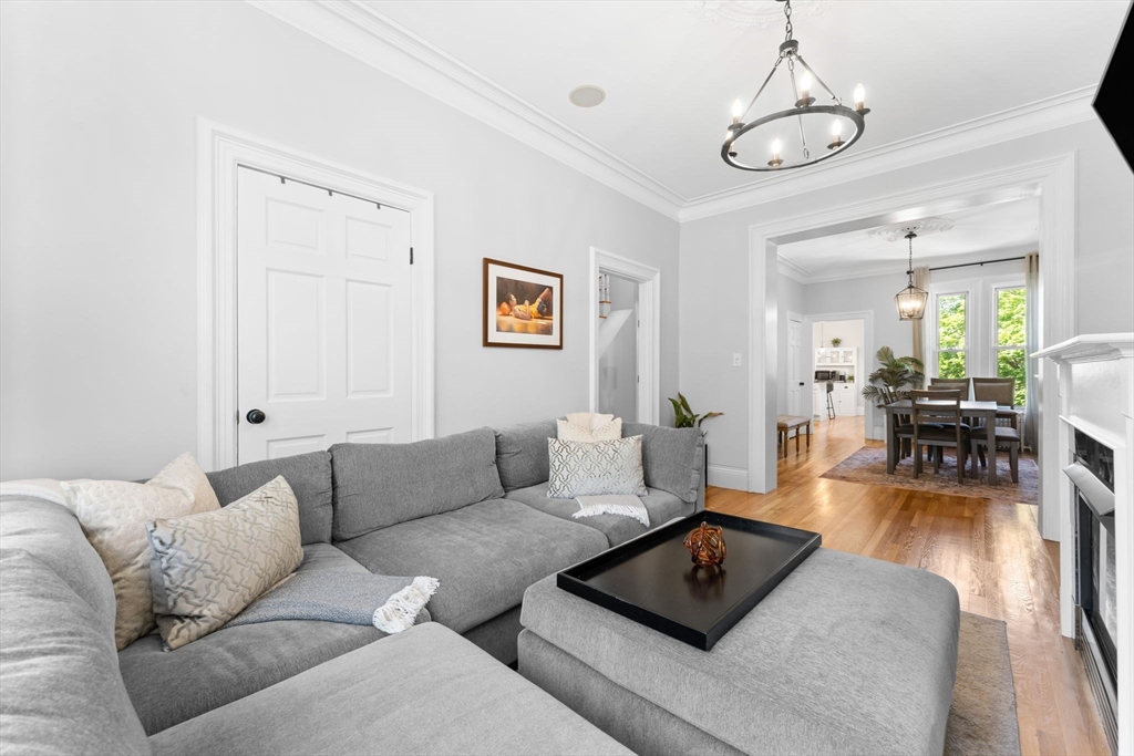 3 bed, 2 bath apartment for rent at 9 Gates St Unit 3, South Boston — photo 2 of 15