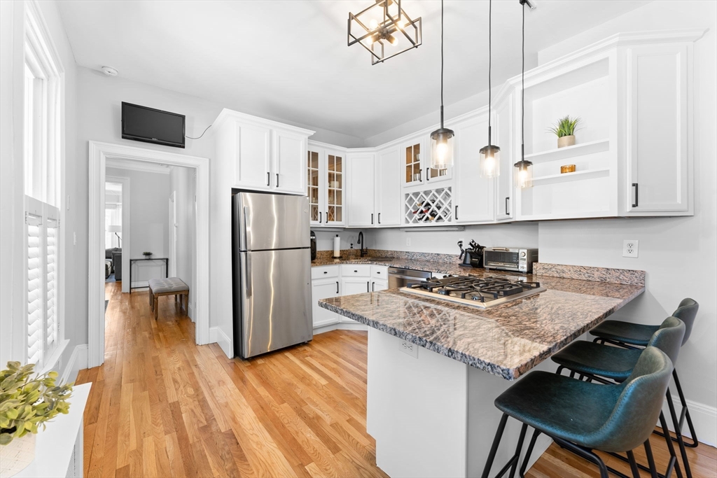 3 bed, 2 bath apartment for rent at 9 Gates St Unit 3, South Boston — photo 6 of 15