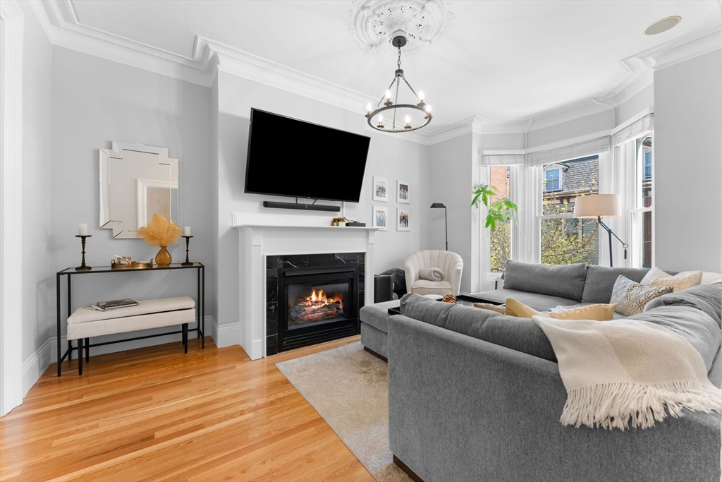 3 bed, 2 bath apartment for rent at 9 Gates St Unit 3, South Boston