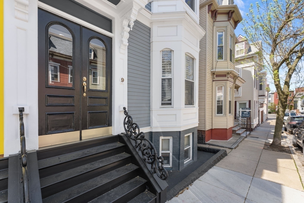3 bed, 2 bath apartment for rent at 9 Gates St Unit 3, South Boston — photo 13 of 15