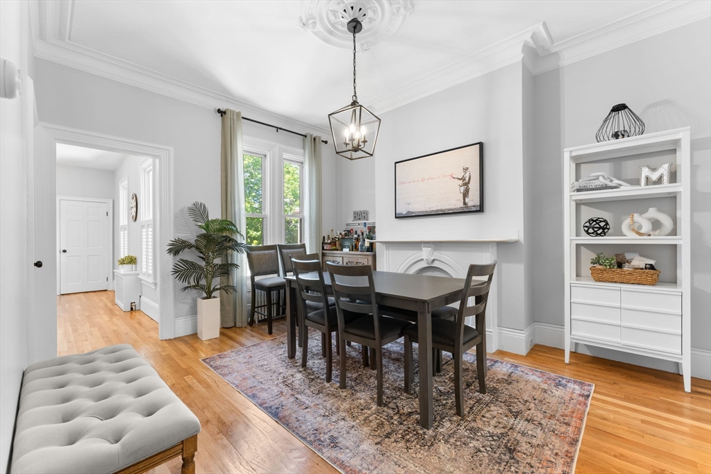 3 bed, 2 bath apartment for rent at 9 Gates St Unit 3, South Boston — photo 3 of 15