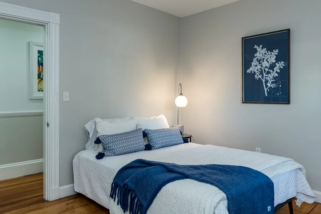 2 bed, 1 bath apartment for rent at 9 Gilson Ter Unit 1, Porter Square — photo 20 of 34
