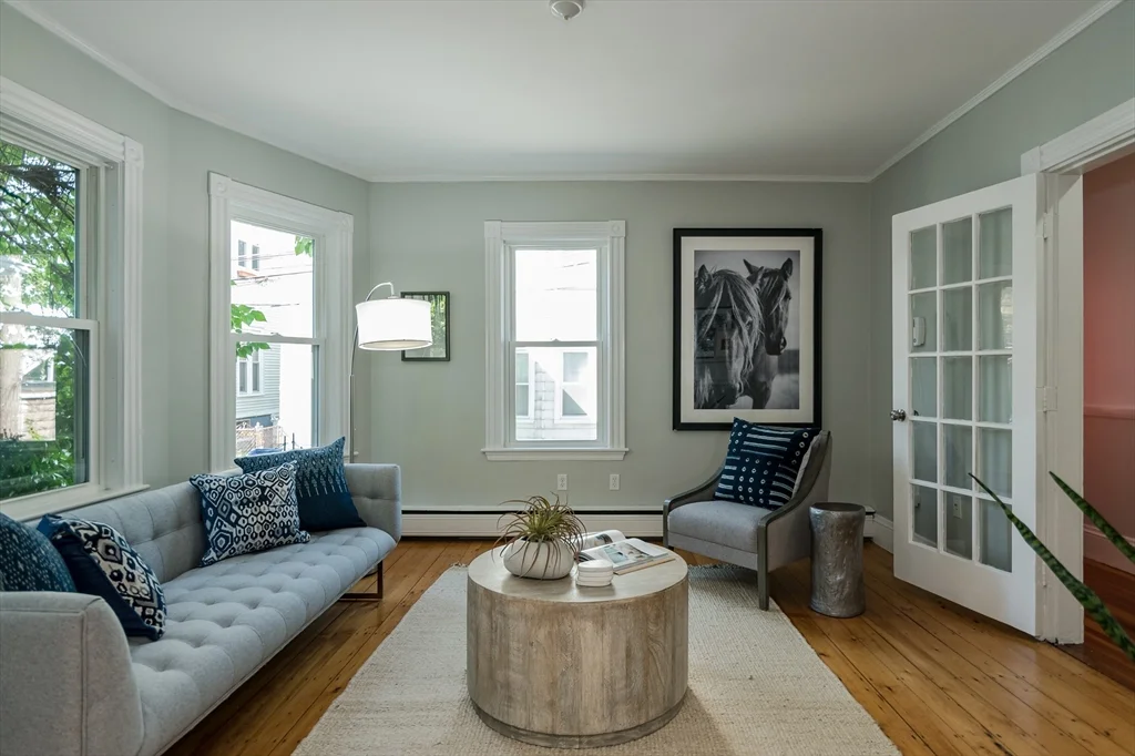 2 bed, 1 bath apartment for rent at 9 Gilson Ter Unit 1, Porter Square — photo 4 of 34