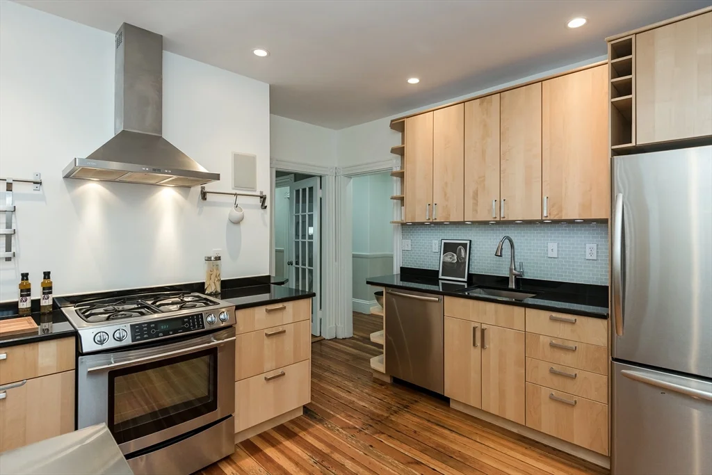 2 bed, 1 bath apartment for rent at 9 Gilson Ter Unit 1, Porter Square — photo 14 of 34