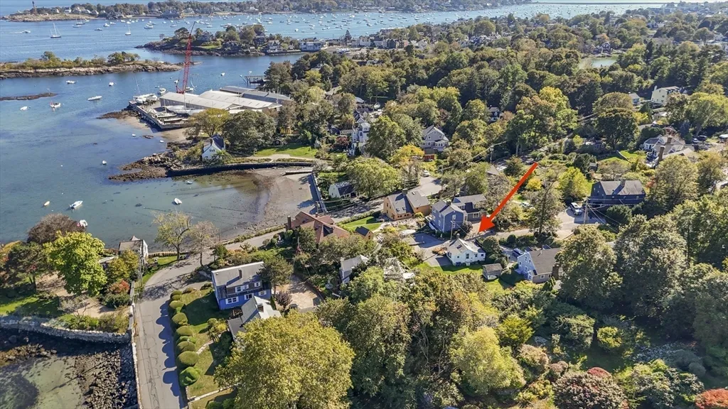 1 bed, 1 bath apartment for rent at 9 Gingerbread Hill Unit 1, Marblehead — photo 15 of 16