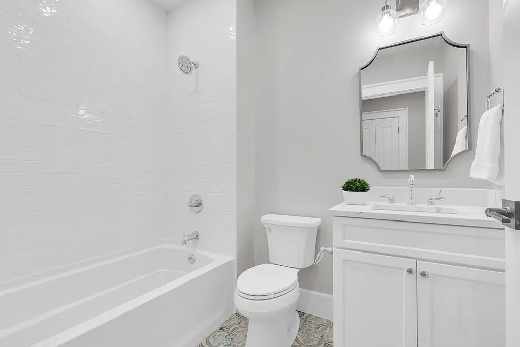 3 bed, 2 bath apartment for rent at 9 Glover Ct Unit 4, South Boston — photo 17 of 19