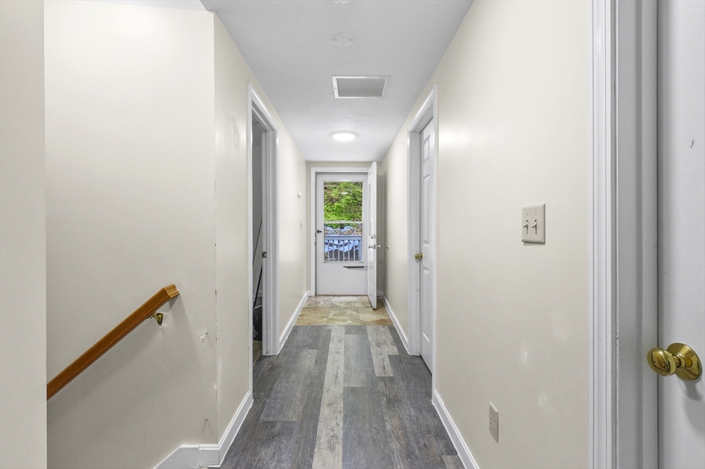 3 bed, 2 bath apartment for rent at 9 Gover Rd, Millbury — photo 3 of 26