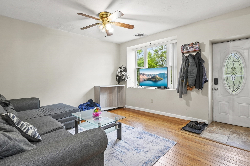 3 bed, 2 bath apartment for rent at 9 Gover Rd, Millbury — photo 10 of 26