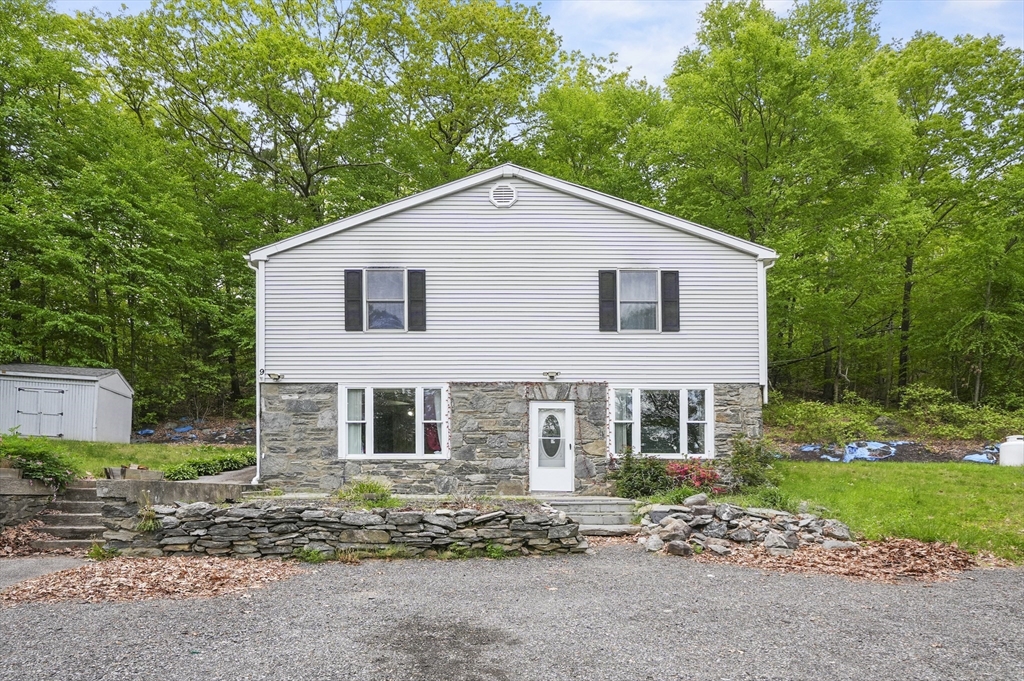 3 bed, 2 bath apartment for rent at 9 Gover Rd, Millbury — photo 1 of 26