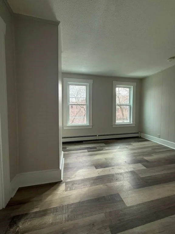 3 bed, 1 bath apartment for rent at 9 Granville St Unit 1, Zip 01832 — photo 9 of 9