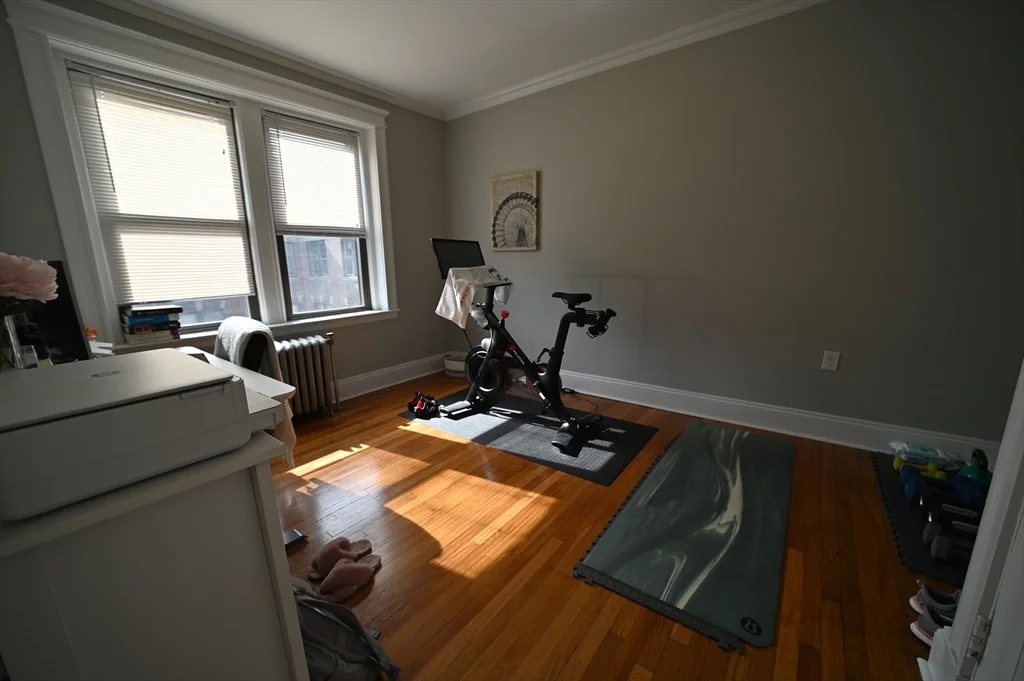 3 bed, 1 bath apartment for rent at 9 Greenway Ct Unit 5, North Brookline — photo 12 of 15