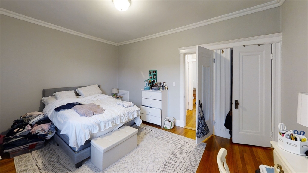 3 bed, 1 bath apartment for rent at 9 Greenway Ct Unit 6, Coolidge Corner — photo 6 of 12