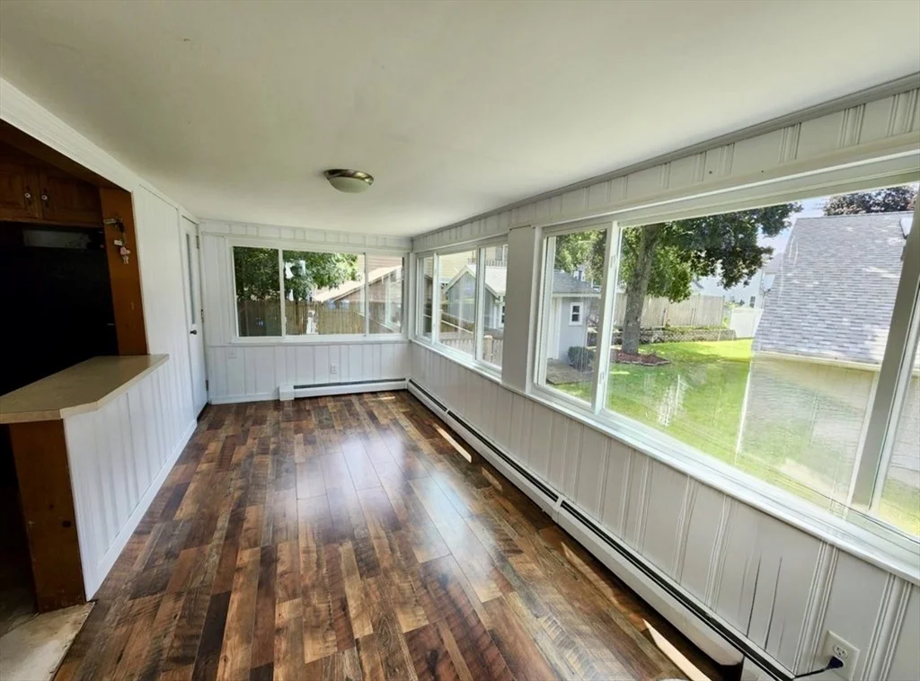 3 bed, 1 bath apartment for rent at 9 Gregg St Unit 9, Woburn — photo 5 of 22