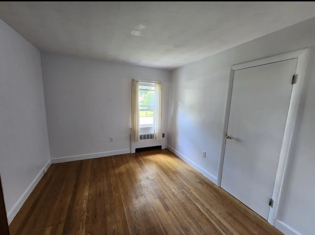 3 bed, 1 bath apartment for rent at 9 Gregg St Unit 9, Woburn — photo 10 of 22
