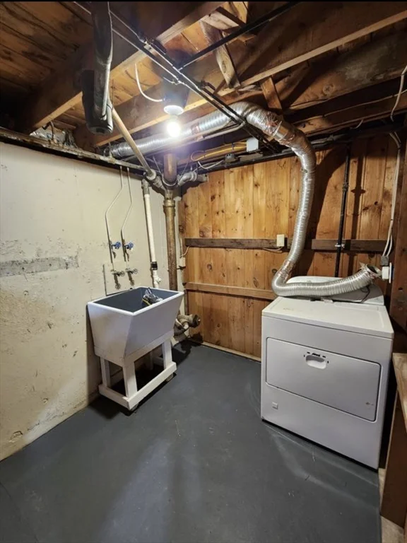 3 bed, 1 bath apartment for rent at 9 Gregg St Unit 9, Woburn — photo 17 of 22