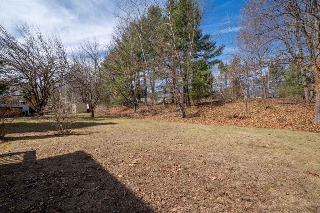 2 bed, 1 bath apartment for rent at 9 Greylock Ave Unit 1, Shrewsbury — photo 20 of 22