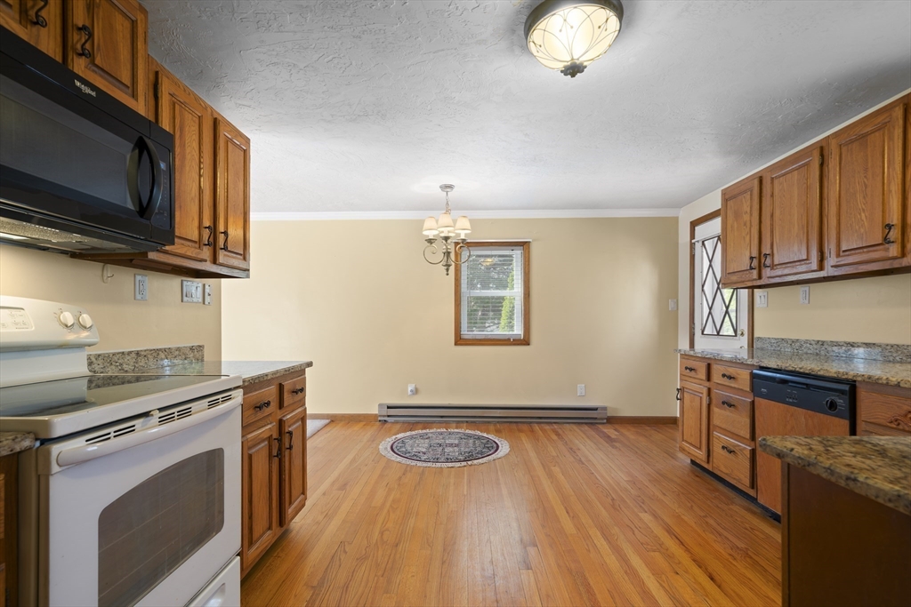 2 bed, 1 bath apartment for rent at 9 Greylock Ave Unit 1, Shrewsbury — photo 7 of 22