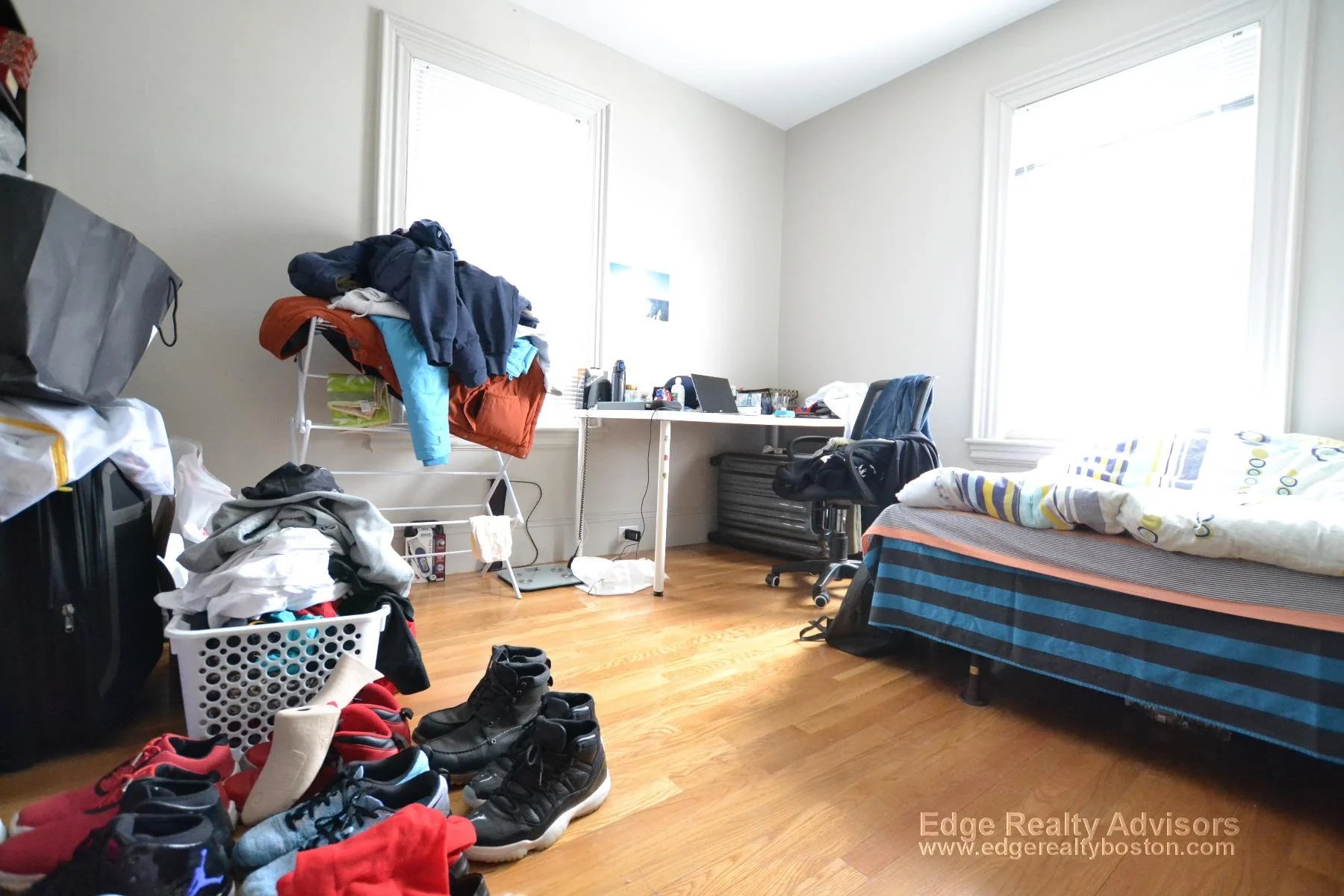 3 bed, 2 bath apartment for rent at 9 Greylock Rd Unit 1, Brighton — photo 2 of 6