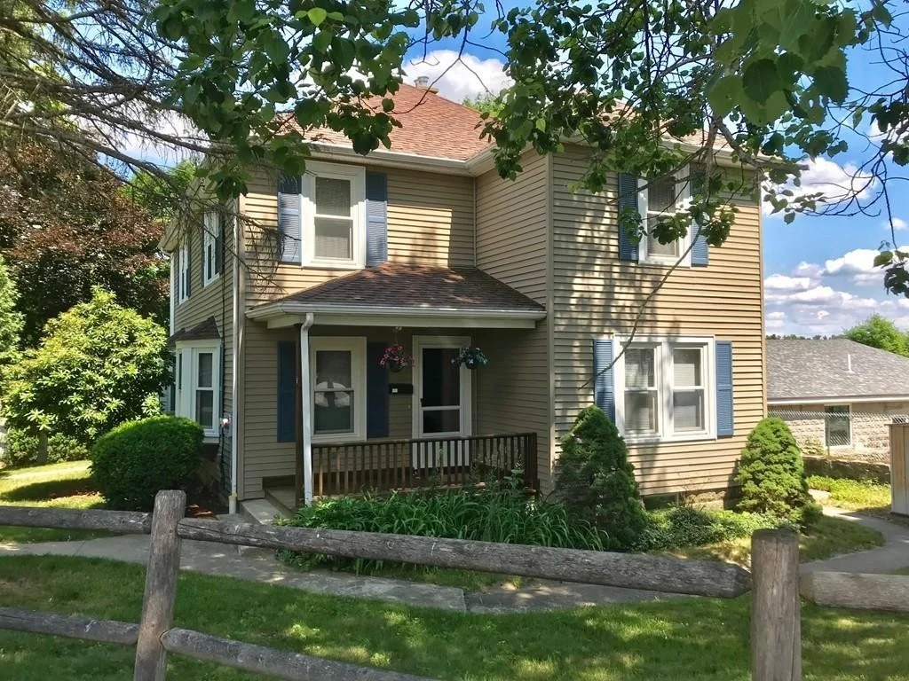 3 bed, 2 bath apartment for rent at 9 Griswald Ct Unit 9B, Uxbridge — photo 2 of 18