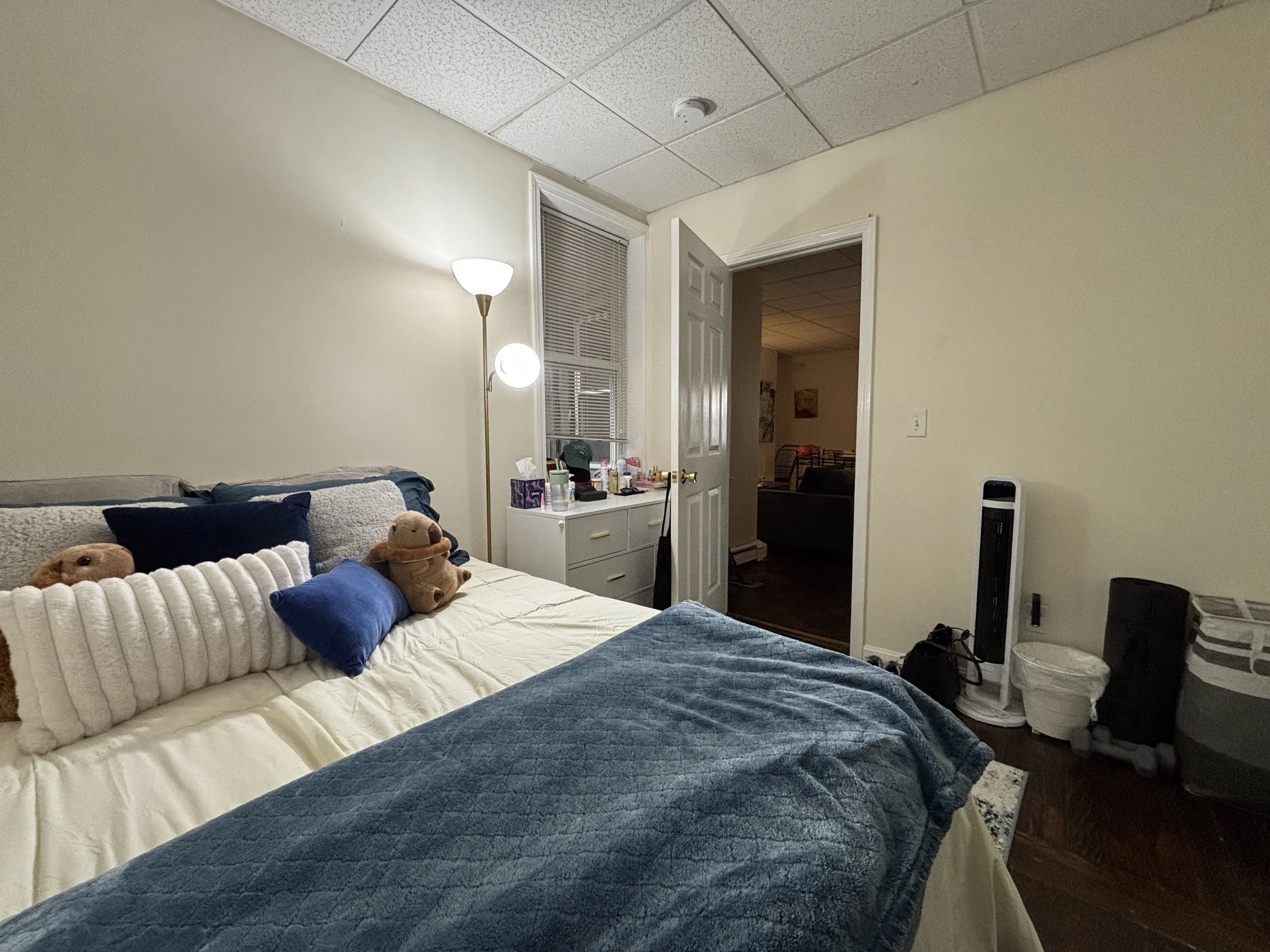 2 bed, 1 bath apartment for rent at 9 Grove St Unit 1, Beacon Hill — photo 12 of 14